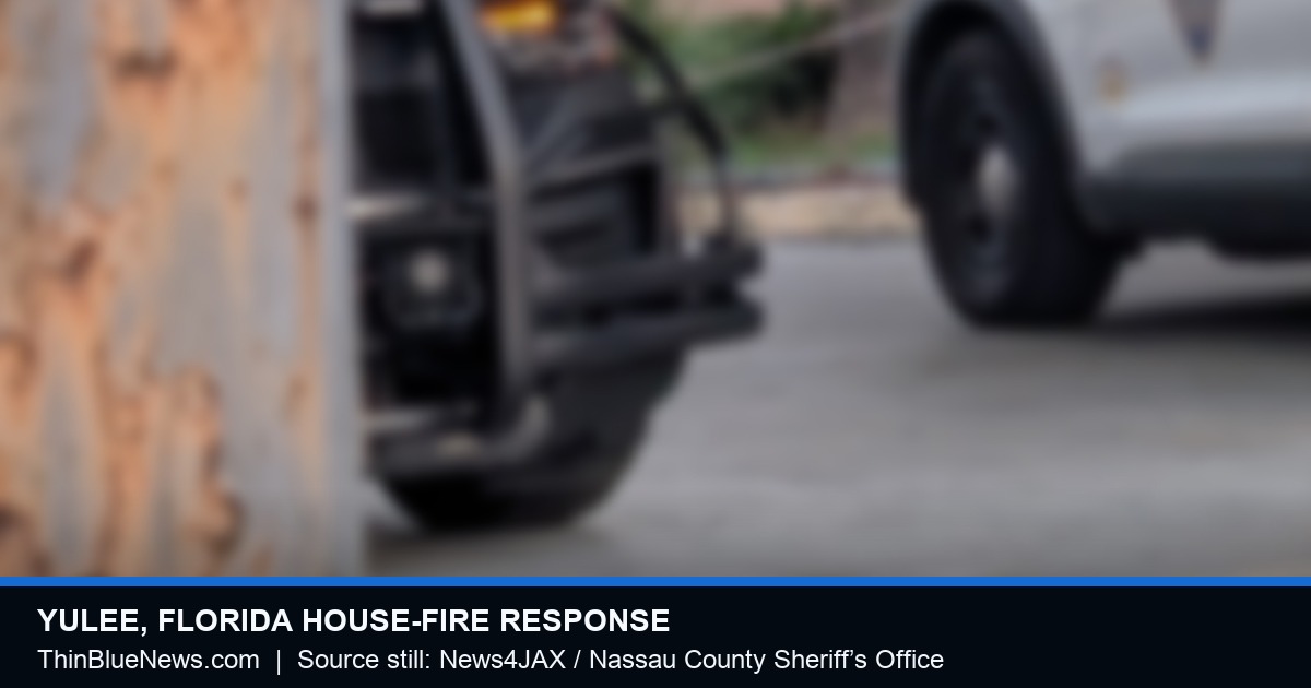 Florida Deputies Rush Into Smoke-Filled Home, Help Resident Escape Kitchen Fire